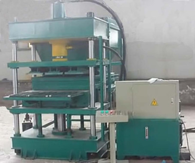 2016新型珍珠巖壓板機(jī)設(shè)備批發(fā)價(jià)格-寧津縣碩豐新型建材設(shè)備